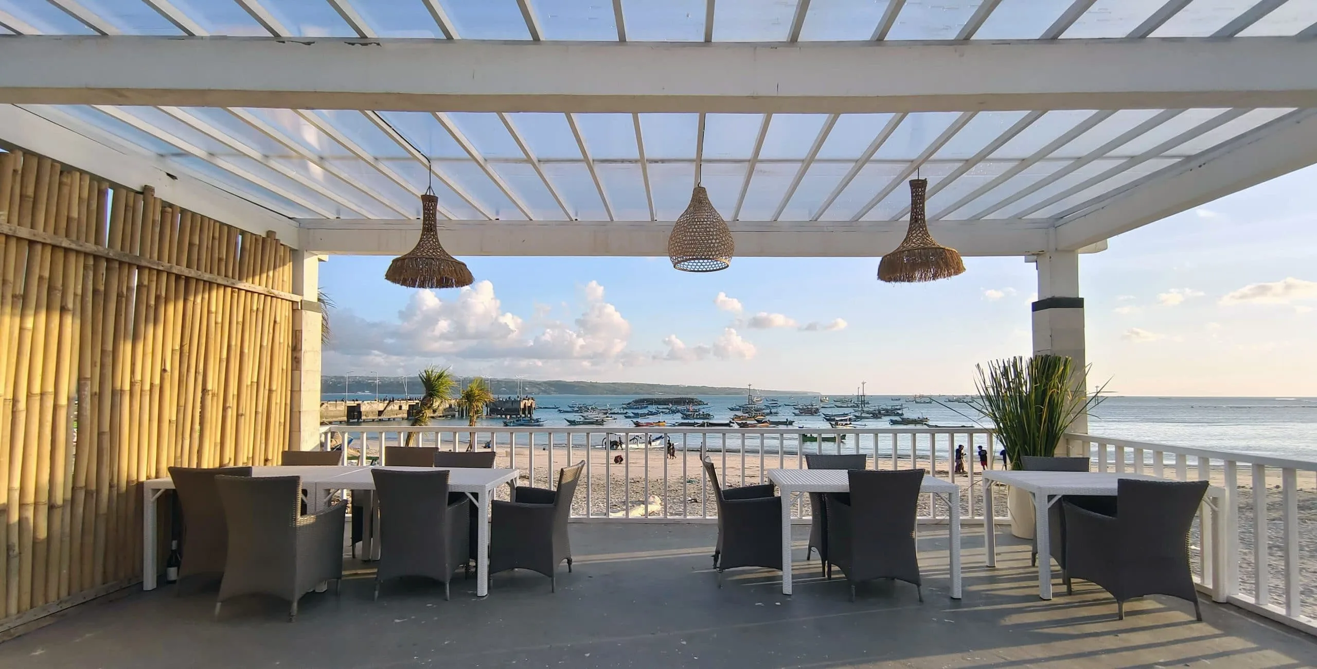 pergola wide