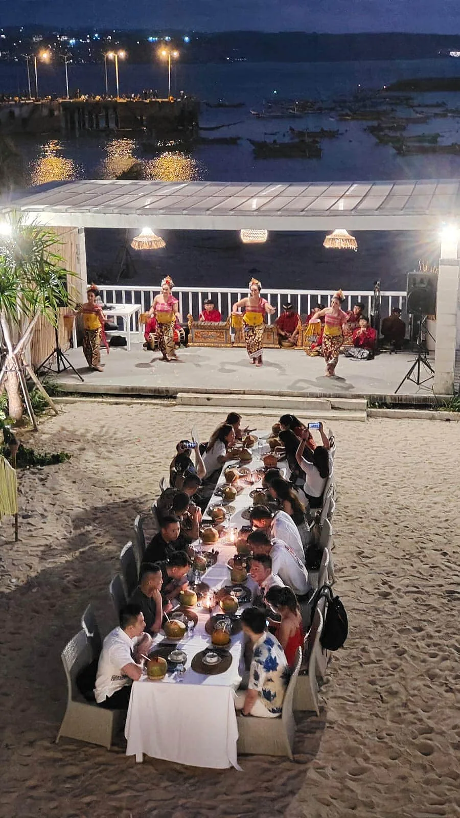 beach buffet table